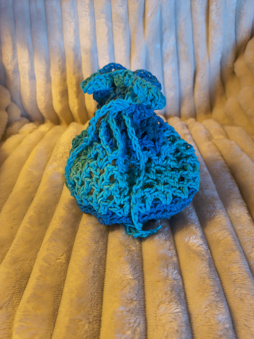 Reusable Crochet Face Scrubbies with Laundry Bag – Set of 5