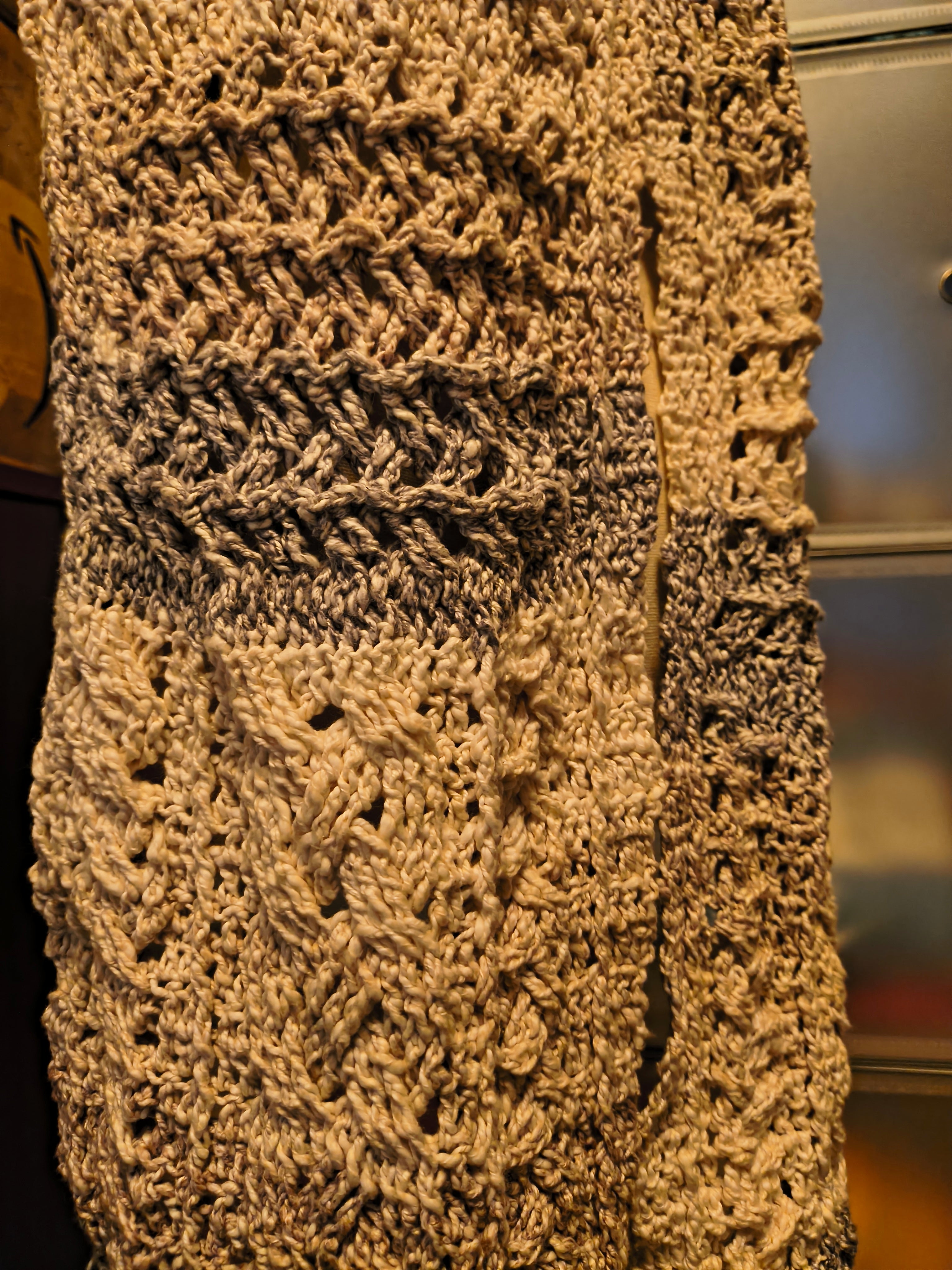 Cotton Cabled Crochet Super Scarf – Extra Long White & Gray Gradient Wrap
