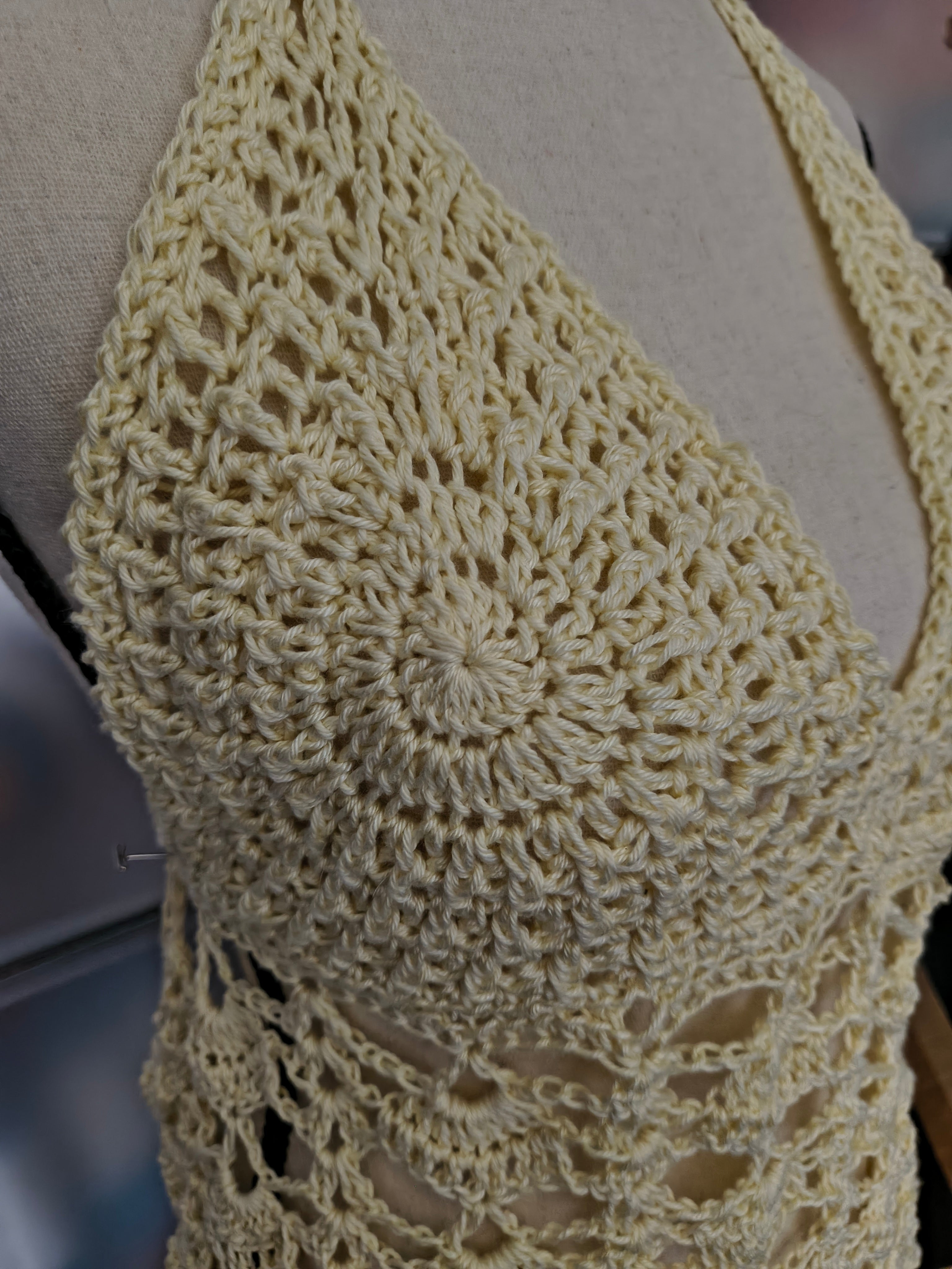 Serenity Bloom Top Crochet Pattern - Made-to-Measure Lace Halter Top Pattern - Boho Crochet Tank PDF - Adjustable Ribbon Back Top