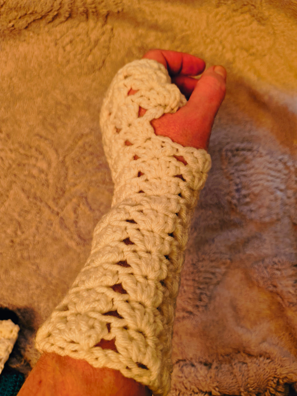 Crochet Fingerless Gloves | White Lace Wrist Warmers | Lightweight Hand Warmers | Handmade Boho Gloves